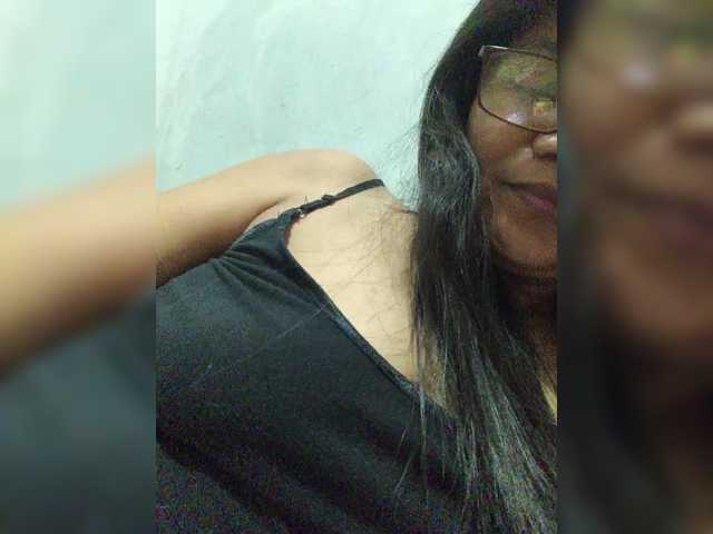 revive02 live cam on BongaCams
