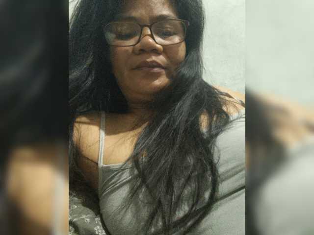 revive02 live cam on BongaCams
