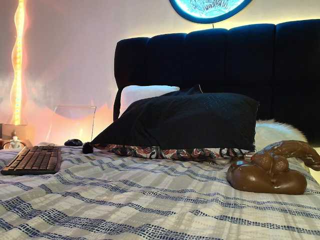 rayne-lor live webcam show