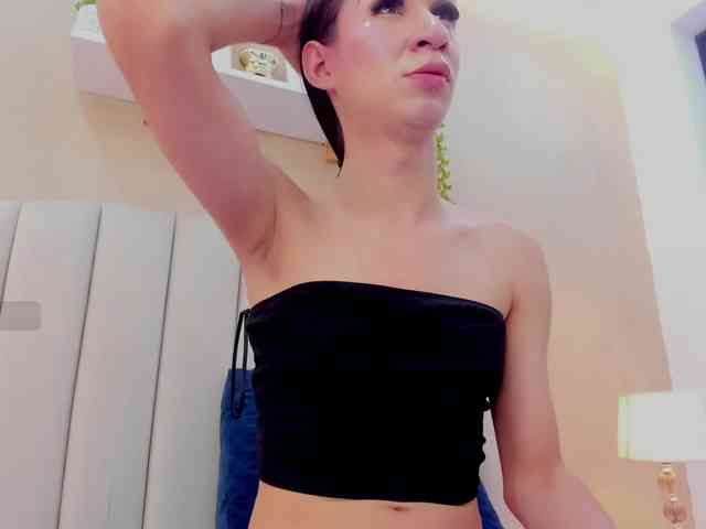 Mia-Thompson-1 Sex Cam Show
