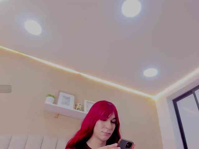 Mia-Thompson-1 Sex Cam Show