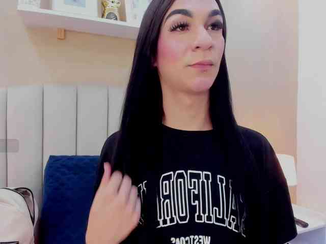Mia-Thompson-1 Sex Cam Show