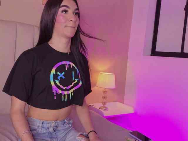 Mia-Thompson-1