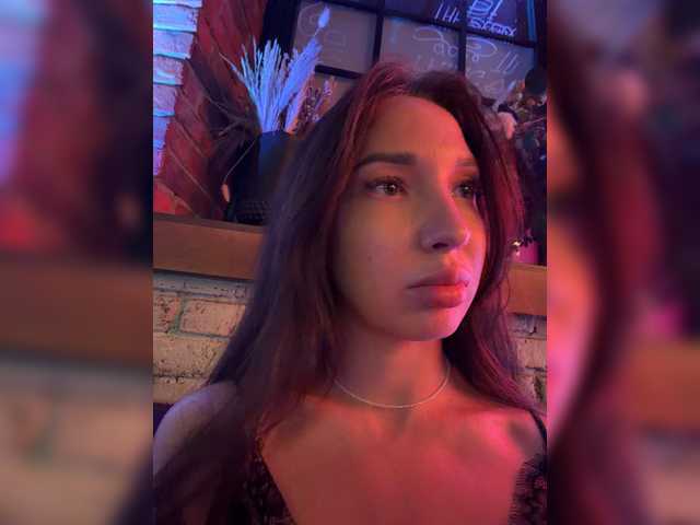 MiLaHHa live webcam show