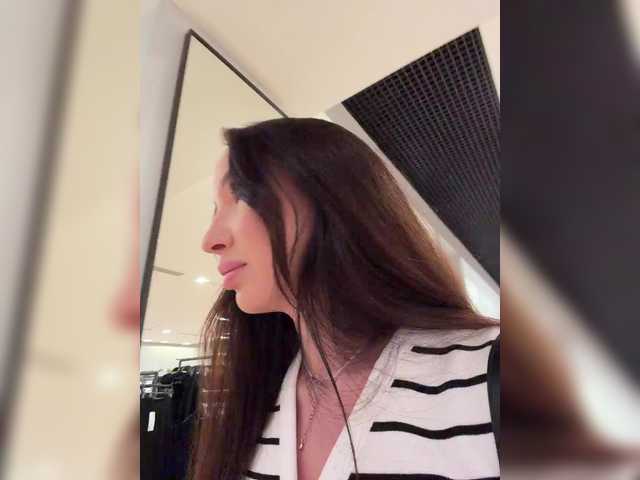 MiLaHHa live webcam show