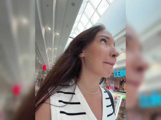 MiLaHHa live webcam show