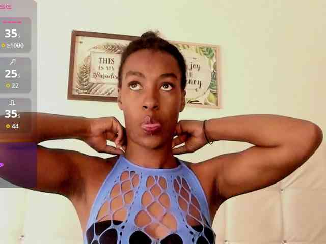 Caryn-Logan webcam