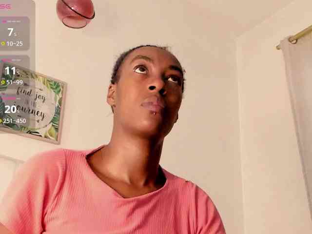 Caryn-Logan webcam