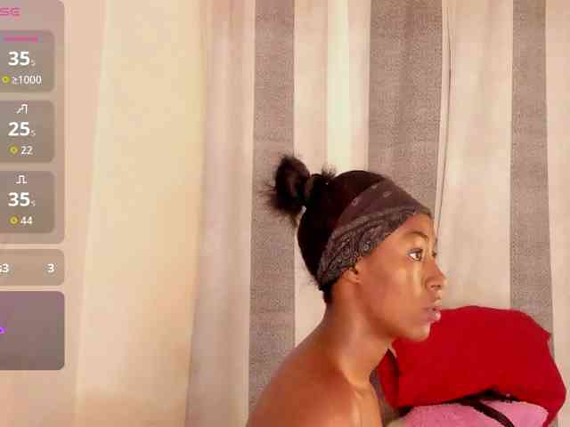 Caryn-Logan webcam