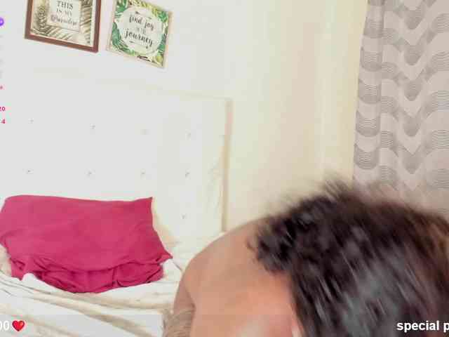 Caryn-Logan Sex Cam Show