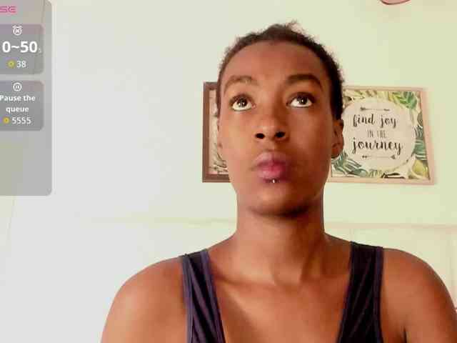 Caryn-Logan webcam