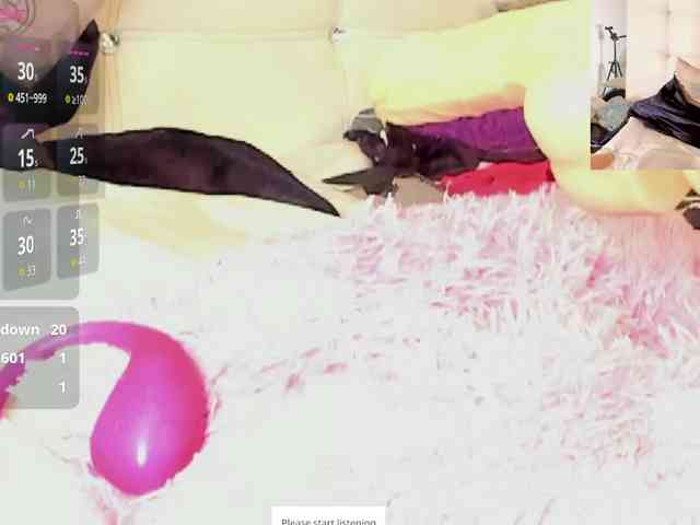 Caryn-Logan webcam