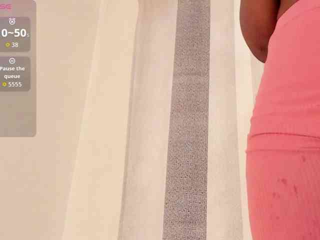 Caryn-Logan webcam