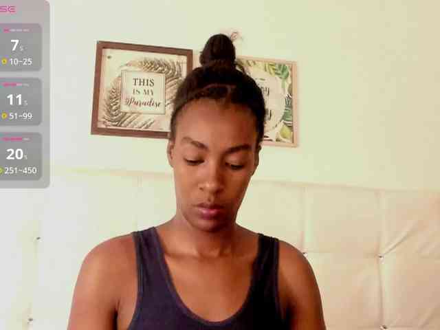 Caryn-Logan webcam