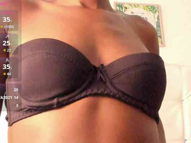 Caryn-Logan webcam