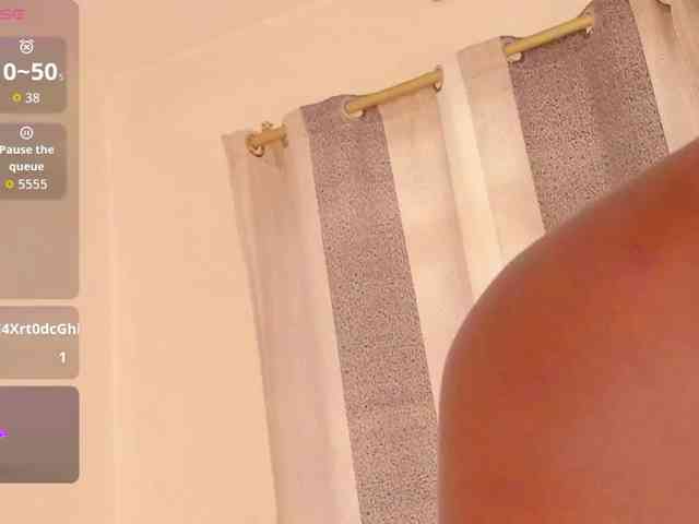 Caryn-Logan webcam