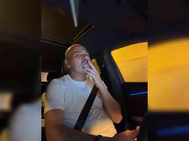 ChelovekChel Sex Cam Show