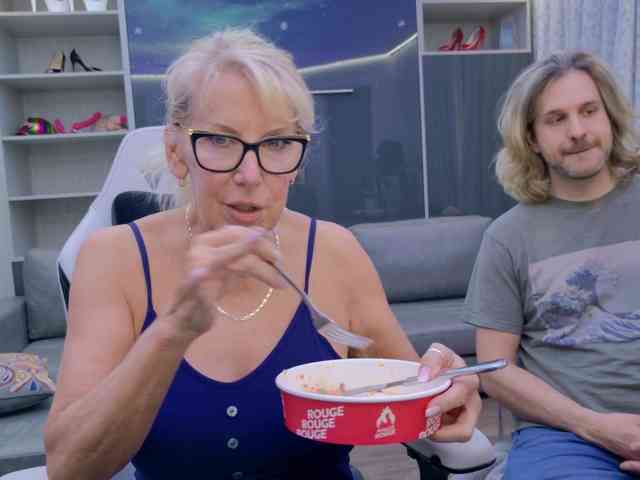 FitcougarsDen webcam