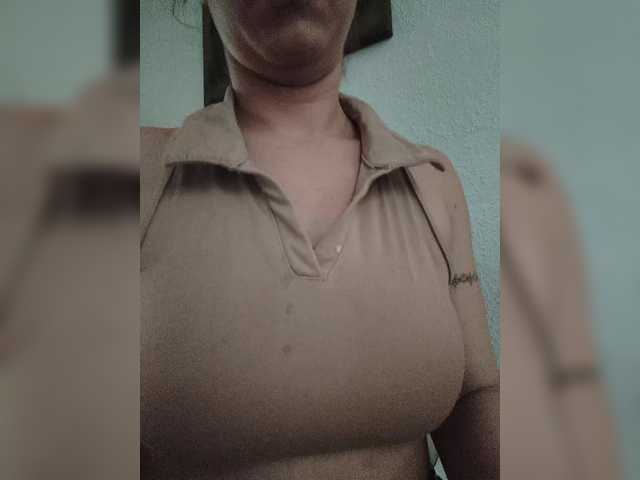 MeliissaVelez live cam on BongaCams