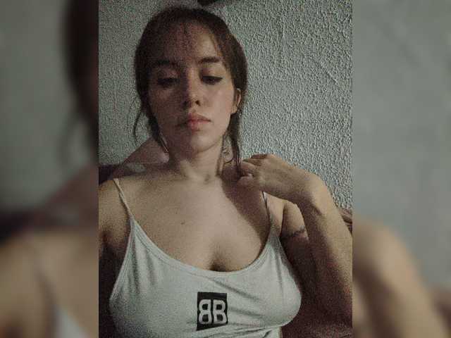 MeliissaVelez live cam on BongaCams