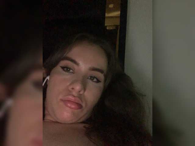 MeliissaVelez, en directo ahora en BongaCams