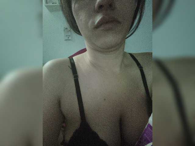 MeliissaVelez live cam on BongaCams