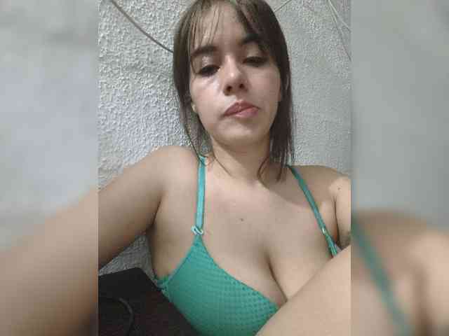 Model: MeliissaVelez