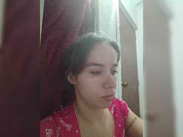 Meliissavelez's cam show statistics and live stream