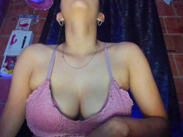 cata-anngel live cam on BongaCams