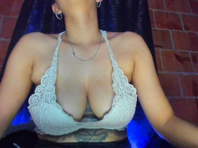 cata-anngel live cam on BongaCams