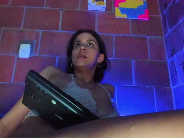 cata-anngel live cam on BongaCams