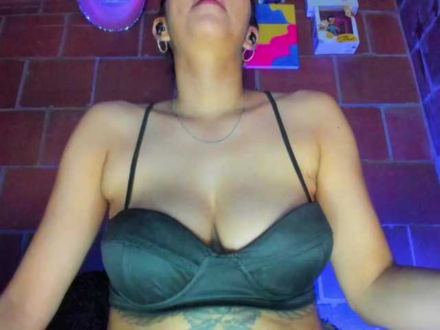 cata-anngel live cam on BongaCams