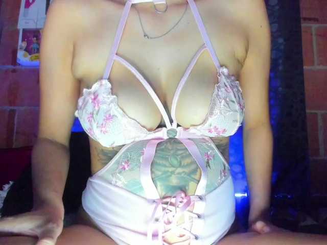 cata-anngel live cam on BongaCams