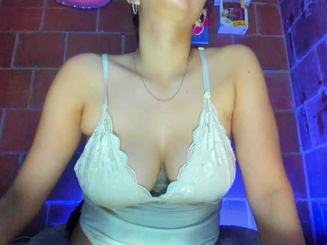 cata-anngel live cam on BongaCams