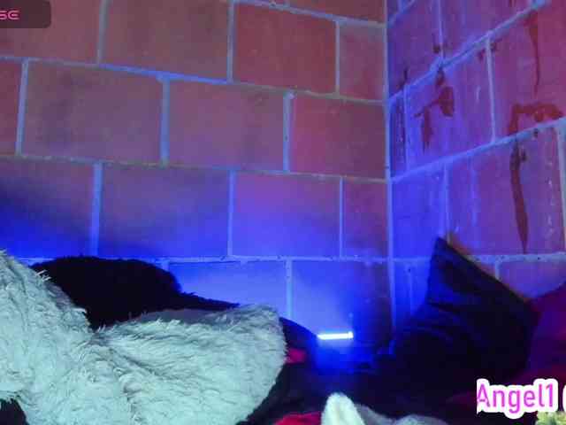 cata-anngel Live Webcam on BongaCams