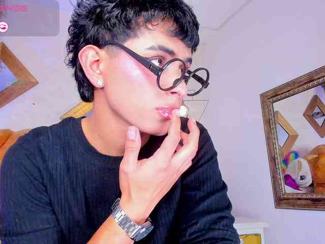 Jhonny-Blake Live Webcam on BongaCams