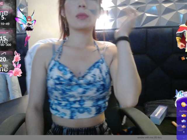 -yuyi live cam on BongaCams