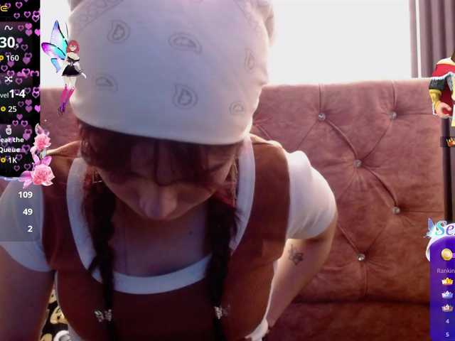 -yuyi live cam on BongaCams