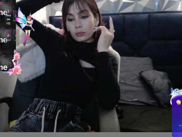 -yuyi live cam on BongaCams