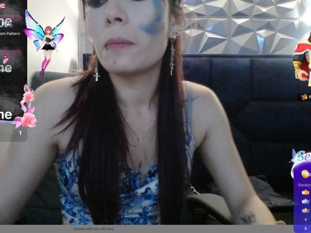 -yuyi live cam on BongaCams