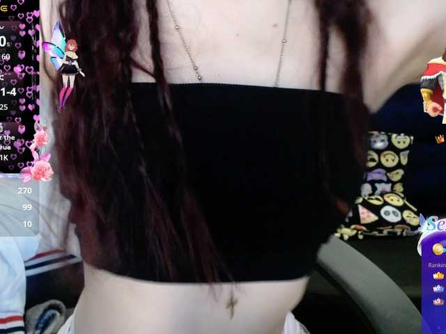 -yuyi live cam on BongaCams