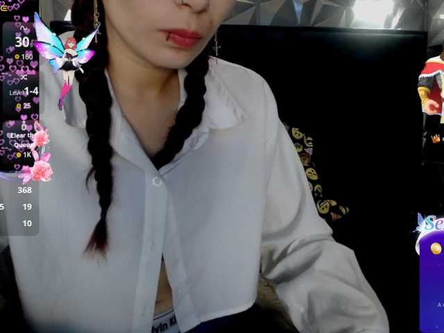 -yuyi live webcam show