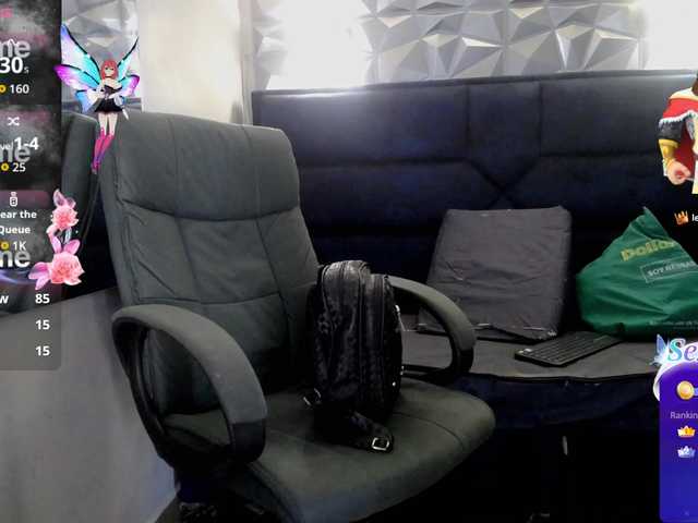 -yuyi live cam on BongaCams