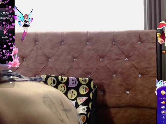 -yuyi live cam on BongaCams