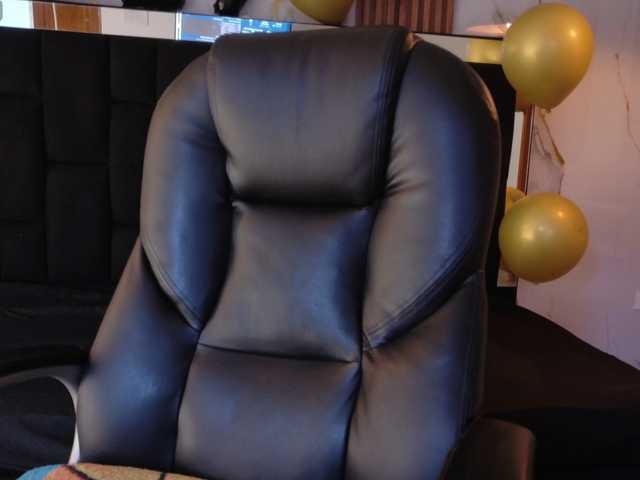 -yuyi live cam on BongaCams