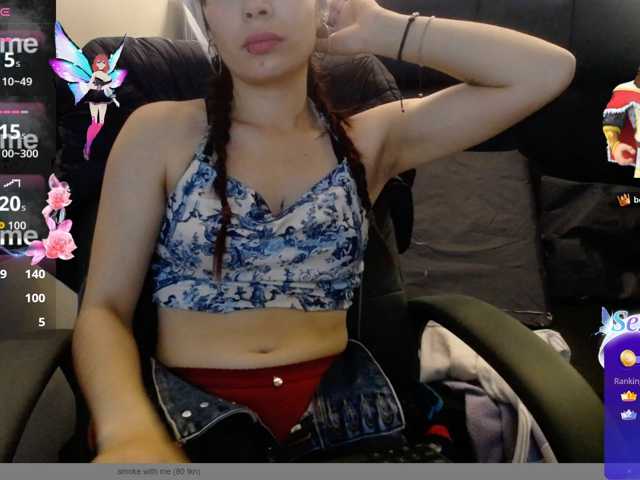 -yuyi live cam on BongaCams