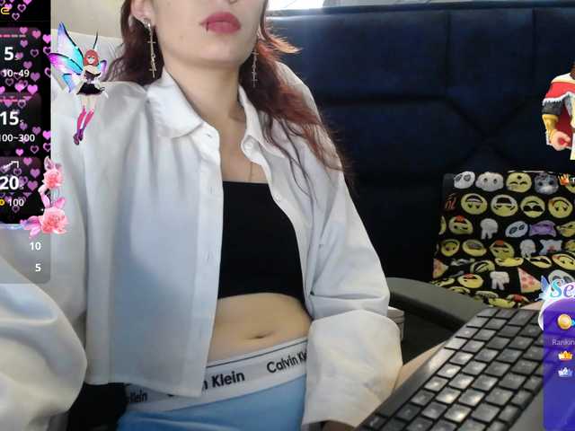 -yuyi live webcam show