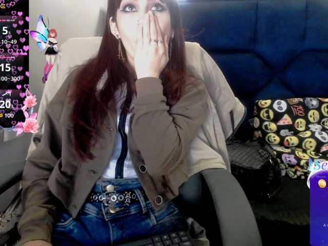 -yuyi live cam on BongaCams