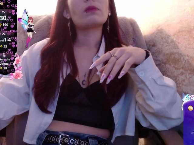 -yuyi live cam on BongaCams