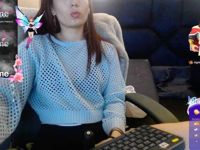 -yuyi live cam on BongaCams